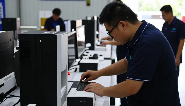 科技赋能数字化发展与智能管理系统应用分析